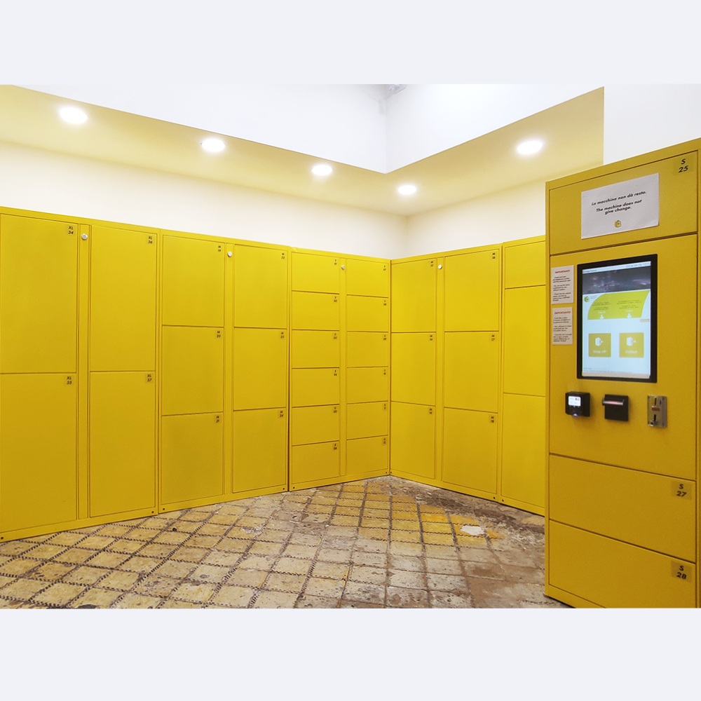 Panoramica negozio Bag Drop Luggage Self Storage da 2€ al giorno